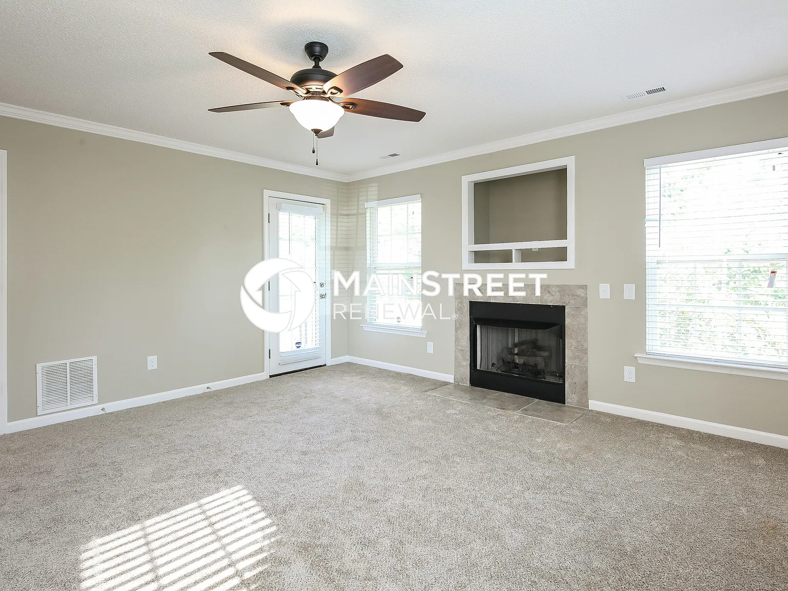 2575 Bluebird Ln — Photo 4
