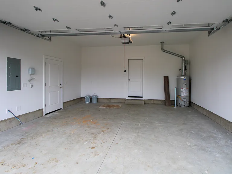 1684 SE Barberry Ave — Photo 25