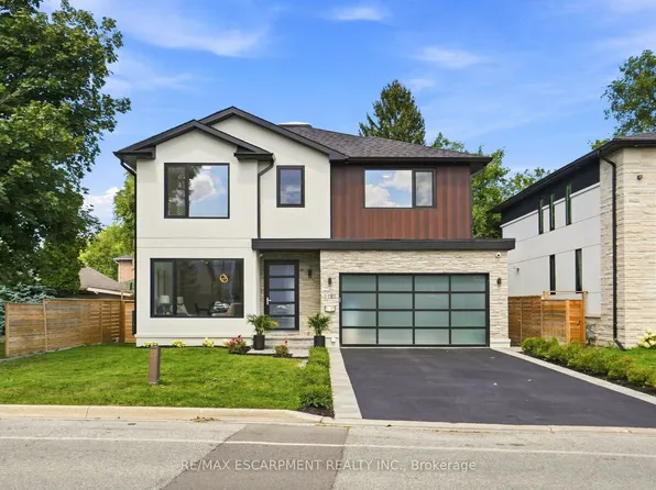 1181 Ogden Ave, Mississauga, ON L5E 2G8