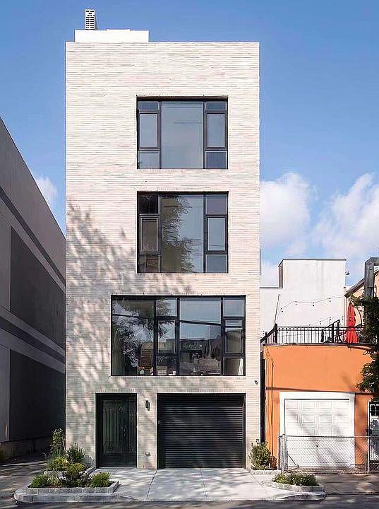 1st image of 100 Sullivan St