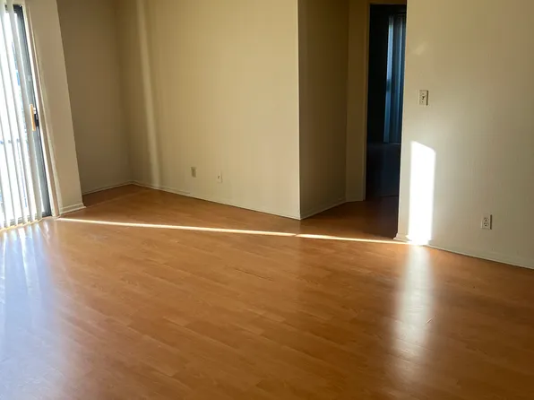 520 W Doran St Suite 4, Glendale, CA 91203