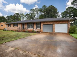 2105 Shannonhouse Rd SW, Huntsville, AL 35803
