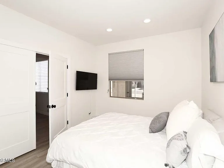 24624 N 72nd Pl — Photo 13
