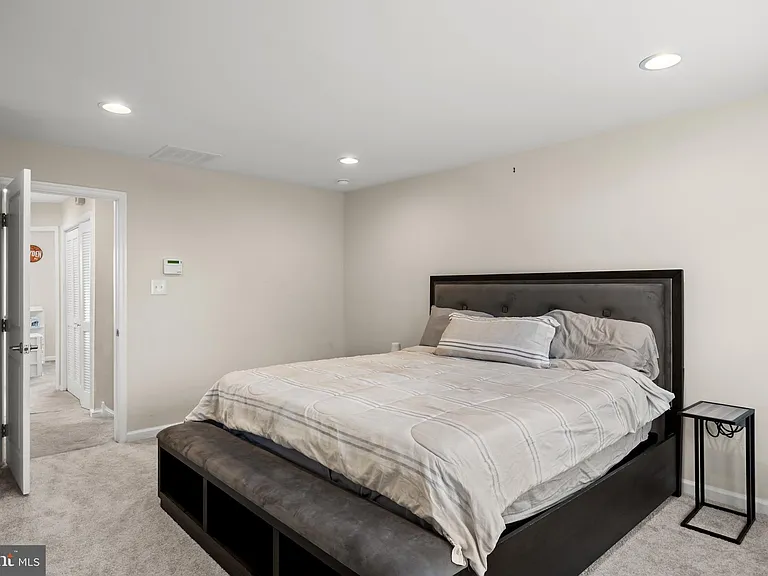 70 Benford Ln — Photo 17