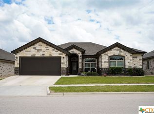 8300 Wellcrest Dr, Killeen, TX 76542