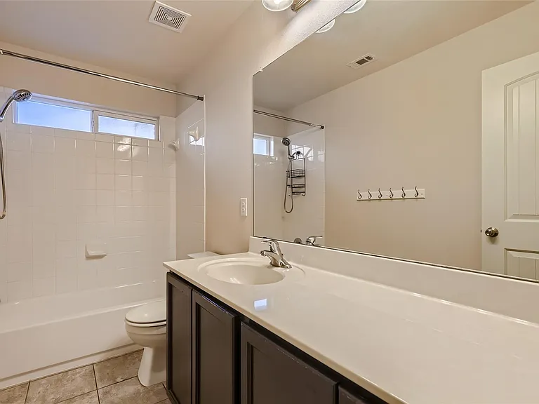 1905 Laminar Creek Rd — Photo 18