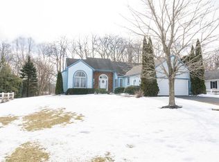 17 Gregg Rd, Altamont, NY 12009