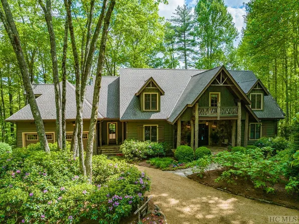 200 Wild Iris Trail, Cashiers, NC 28717