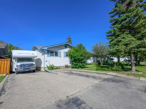 9630 S 91b Ave, Grande Prairie, AB T8V 0H2