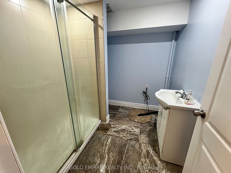 London House for rent - 2 Bedrooms — photo 10