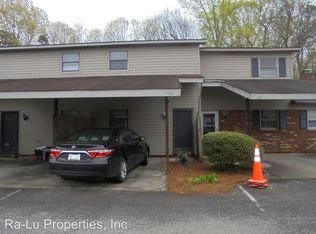 706 Timberline Dr, Winston Salem, NC 27101