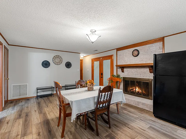 Huntington Woods Dr — Photo 14