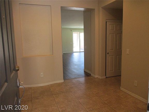 4th image of 7220 Fairwind Acres Pl #0