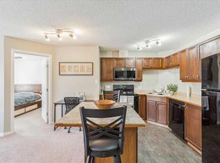 5340 199th St E #112, Edmonton, AB