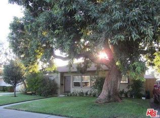 6324 Teesdale Ave, North Hollywood, CA 91606