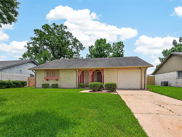 5206 Olana Dr — Photo 3
