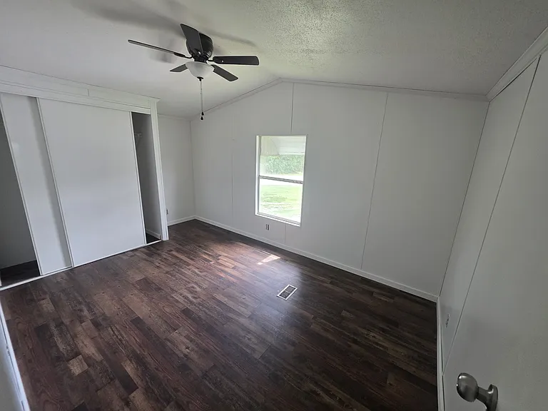 2120 South Fwy #105 — Photo 16