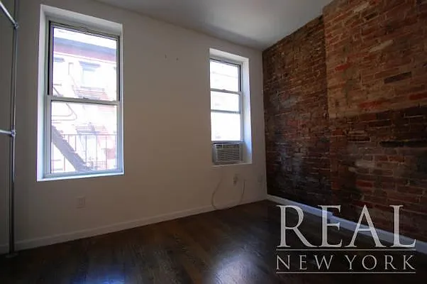 Rented by REAL New York | media 23