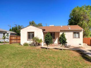 715 W 10th St, Corona, CA 92882