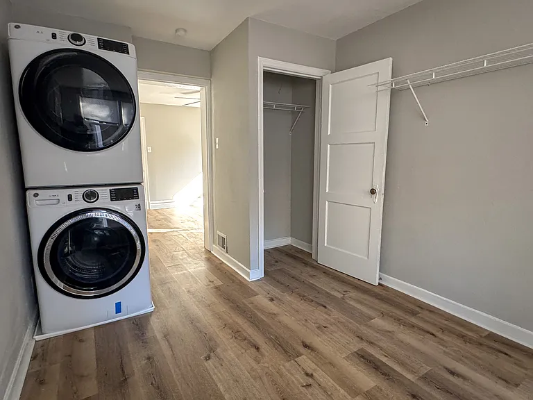 7726 Arthur Ave — Photo 10
