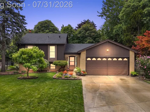 39477 Baroque Blvd, Clinton Township, MI 48038