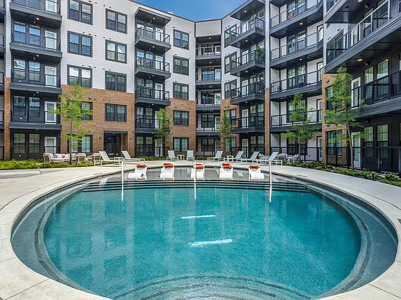 5th image of 4323 S Congress Ave #1243