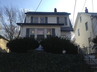 606 E 3rd Ave, Roselle, NJ 07203