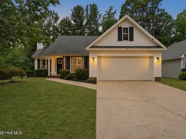 156 Kensington Way, Aberdeen, NC 28315