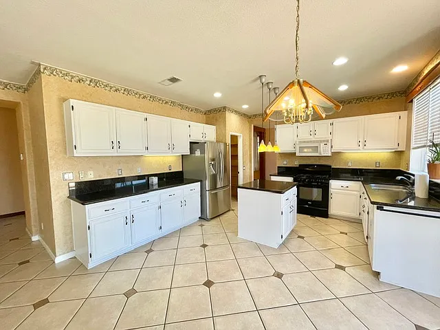33032 Sotelo Dr — Photo 11