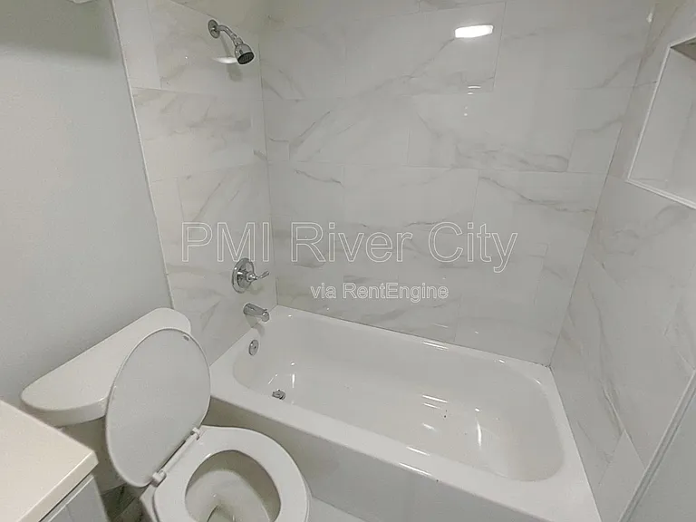 1867 W 41st St — Photo 16