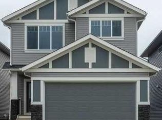 84 E Emberside Grn, Cochrane, AB T4C3C9