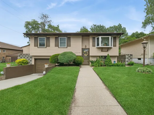 1701-1707 Mount St, Gary, IN 46406