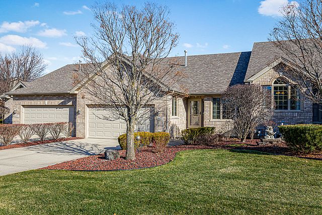 1st image of 16159 Hillcrest Cir