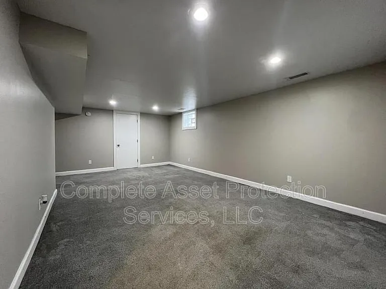 2830 Blake Rd — Photo 12