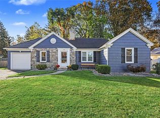 185 Holmes Rd, Rochester, NY 14626