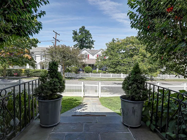 8 Horton St — Photo 20