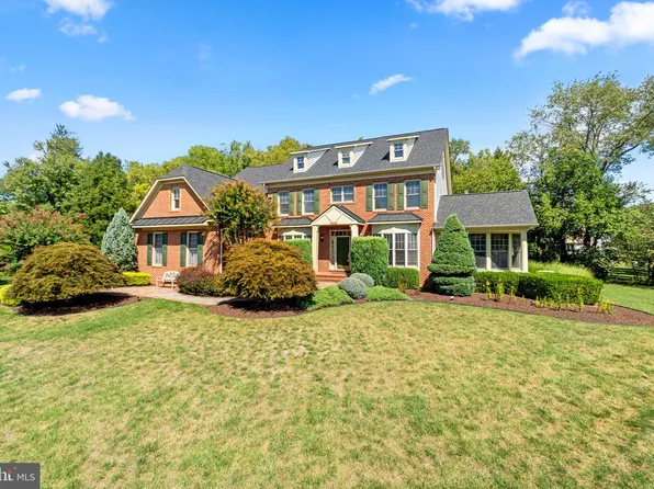 5526 Tracey Bruce Dr, Adamstown, MD 21710