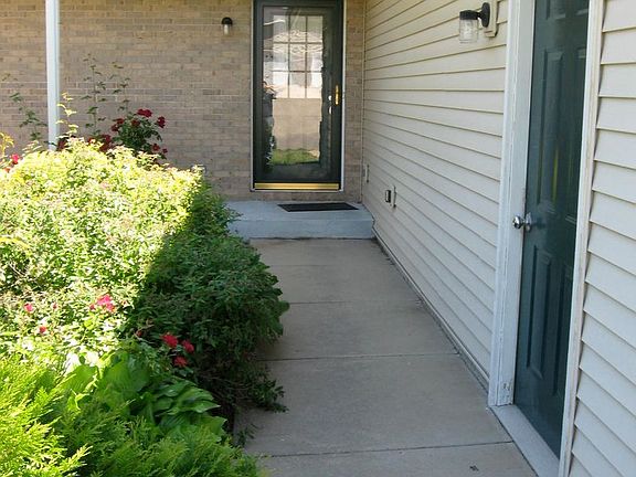 2nd image of 2102 Green Valley Dr #2104