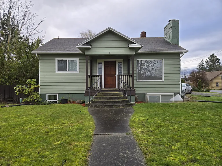 2900 Orleans St — Photo 1