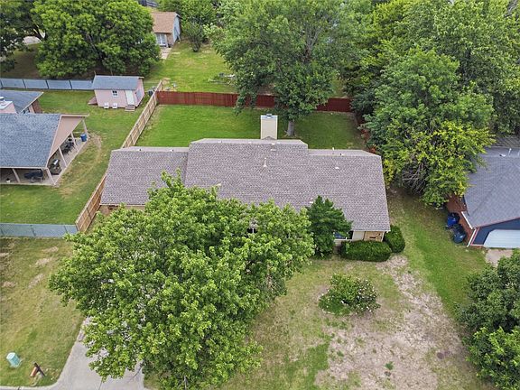 3rd image of 7629 E 88th Pl