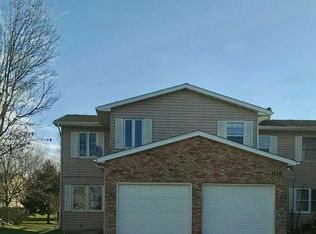 1430 Anthony Ln, Sandwich, IL 60548