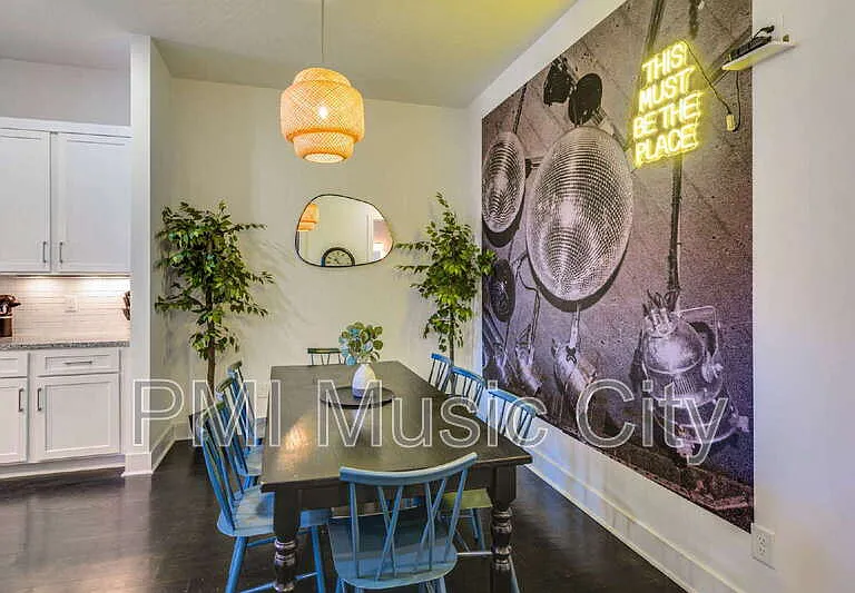 1027 Wedgewood Ave — Photo 7