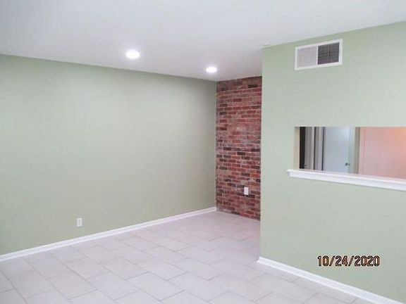 4th image of 1135 Jackson Ave APT 101