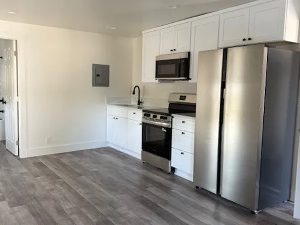 250-Edgewater 7-Plex, 1129 Edgewater St NW #1131-1, Salem, OR 97304