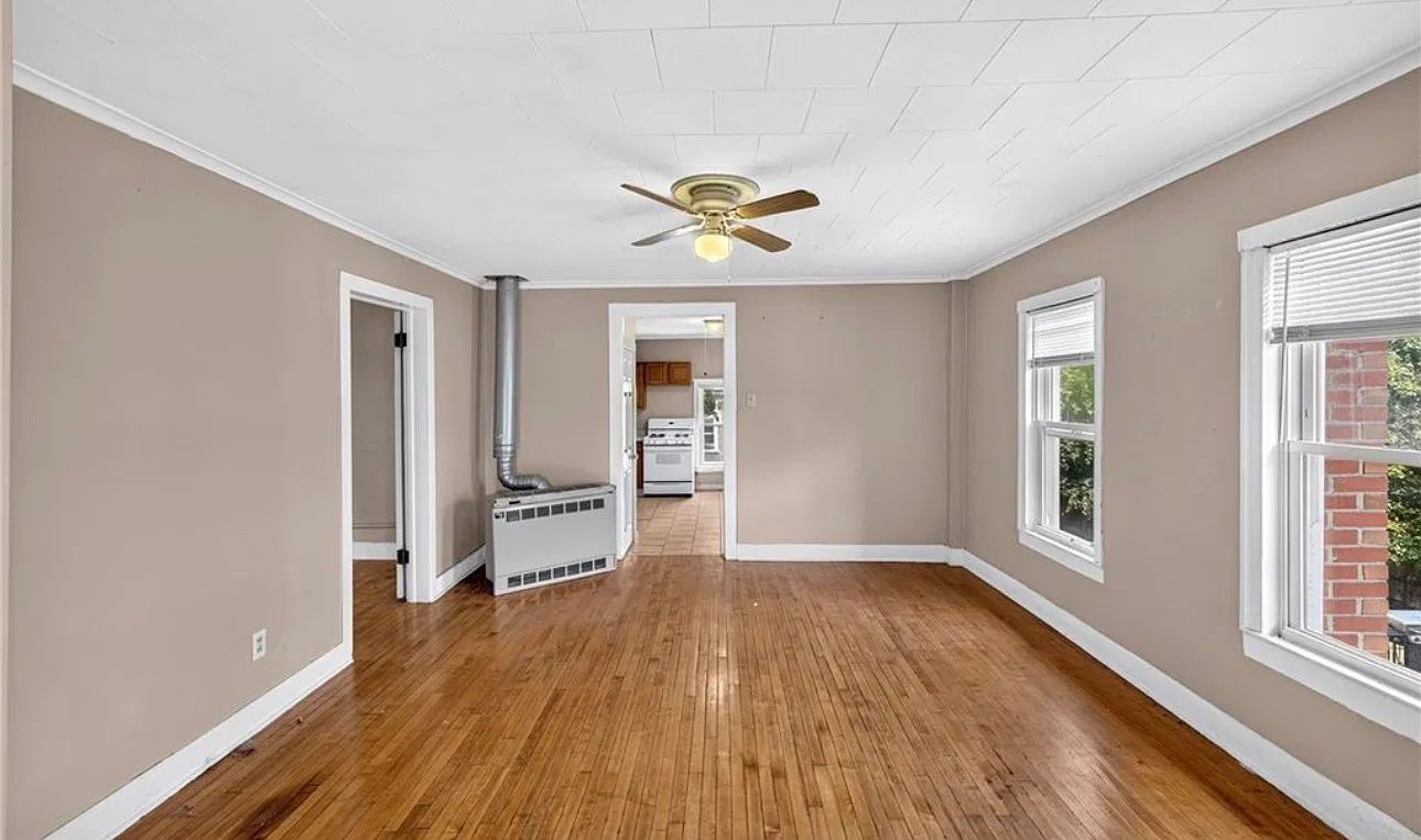 2 bed, 1000 sqft, $1,500 — Photo 4