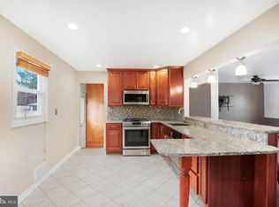 202 Mary Ct, Glen Burnie, MD 21061