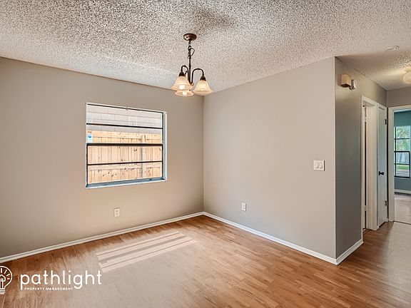 4th image of 8917 Beeler Dr
