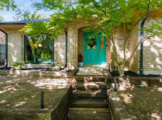 823 Cherlynne Dr, Cedar Hill, TX 75104