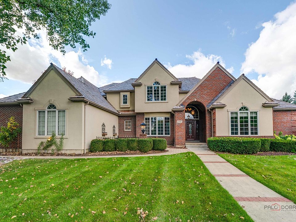 1st image of 1300 New Castle Dr
