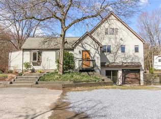 126 Vassar Rd, Poughkeepsie, NY 12603